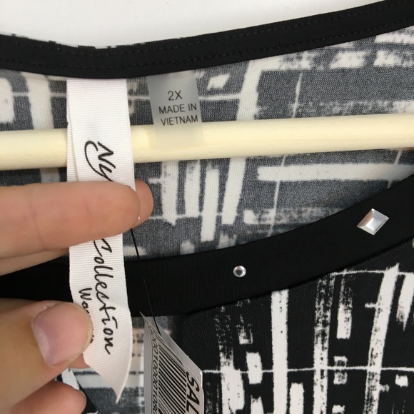 Ny Collection Scoop Neck Embellished Neck Line Top - Picture 2 of 7